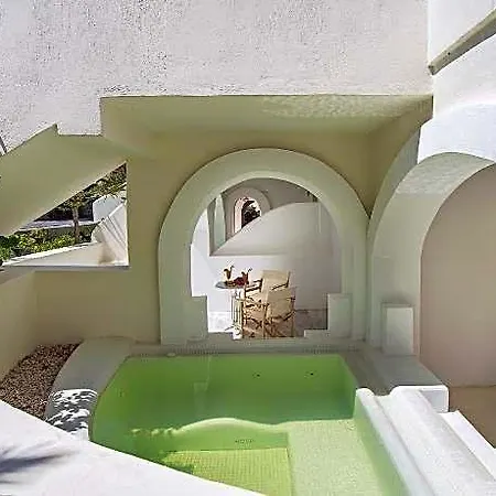 Atlantis Hotel Perissa (Santorini)