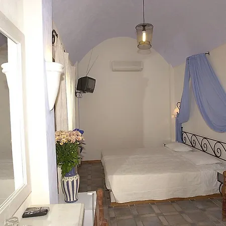 Atlantis Hotel 3*