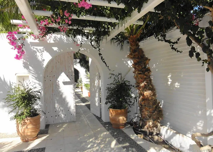 Hotell Atlantis Perissa (Santorini)