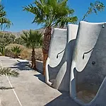 Hotel Atlantis Perissa (Santorini)