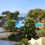 Atlantis Hotel 3*